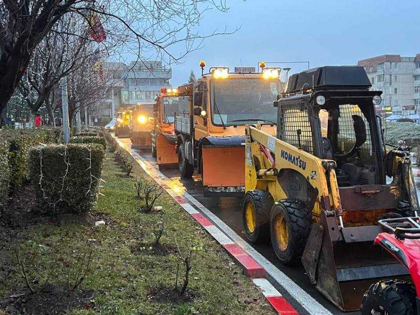 deszapezire Mioveni 2 Sursă foto: Facebook Servicii Edilitare pentru Comunitate Mioveni.