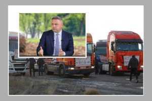 Transportatorii și fermierii au ieșit în stradă. Ce spune ministrul Agriculturii 15 transport protest ministru
