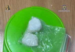 drog e1705068817569 - Argeș: Dealer de droguri prins în flagrant delict!