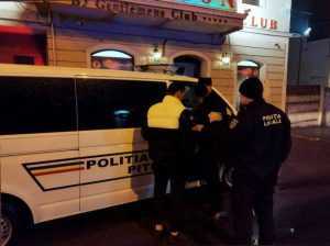 Imagine WhatsApp 2024 01 16 la 18.23.32 30e226d9 - Pitești: Scandal în mijlocul străzii, după ce s-au întâlnit la Non-Stop!