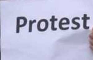 protest 18.12.2019 300x197 1 - După fermieri și transportatori, medicii de familie au ieșit și ei în stradă