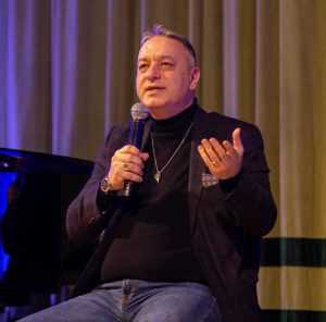 Dan Puric, invitat la Conferințele Filarmonicii Pitești 1 Madalin Voicu Jr - Dan Puric, invitat la Conferințele Filarmonicii Pitești