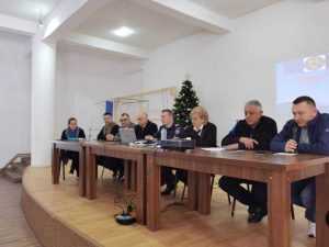 Prefectul Radu Perianu: „Sprijinim operatorii economici care fac turism!” 1 turism Argeș