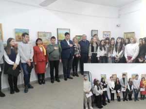 Elevii de la Zinca Golescu, la simpozionul dedicat Unirii Principatelor Române 11 Ziua Principatelor Romane - Elevii de la Zinca Golescu, la simpozionul dedicat Unirii Principatelor Române