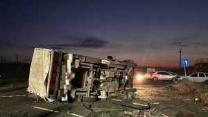 MTc0MmI0NDA1OTZlZGM5OGZkOWEzZWQ2YjY3ZA.thumb - Un tânăr și-a pierdut viața în urma unui accident cu o dubiță! Alte patru victime implicate!