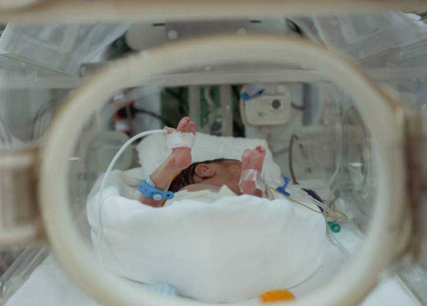 Salvați Copiii România. ”Este de importanță vitală dotarea maternităților cu aparatură medicală de generație nouă” 2 Sursă foto: Salvați Copiii România.