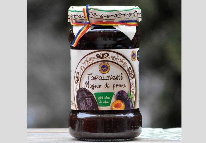 Magiunul de prune Topoloveni, cel mai bun din lume! 3 Sursă foto: Facebook Alina Gorghiu.