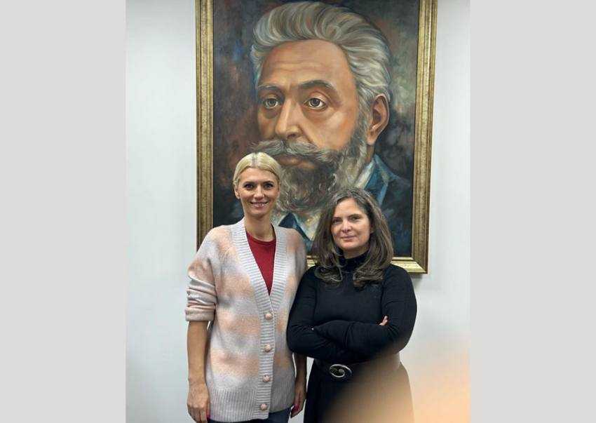 elena iagar si alina gorghiu Sursă foto: Facebook PNL Argeș.
