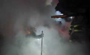 icendiu noapte e1706942898743 - Incendiu violent izbucnit pe timpul nopții, la o gospodărie din Godeni!