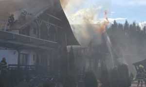 Incendiu nedeia 1 - Incendiu la o pensiune care a fost închisă de ISU în luna decembrie