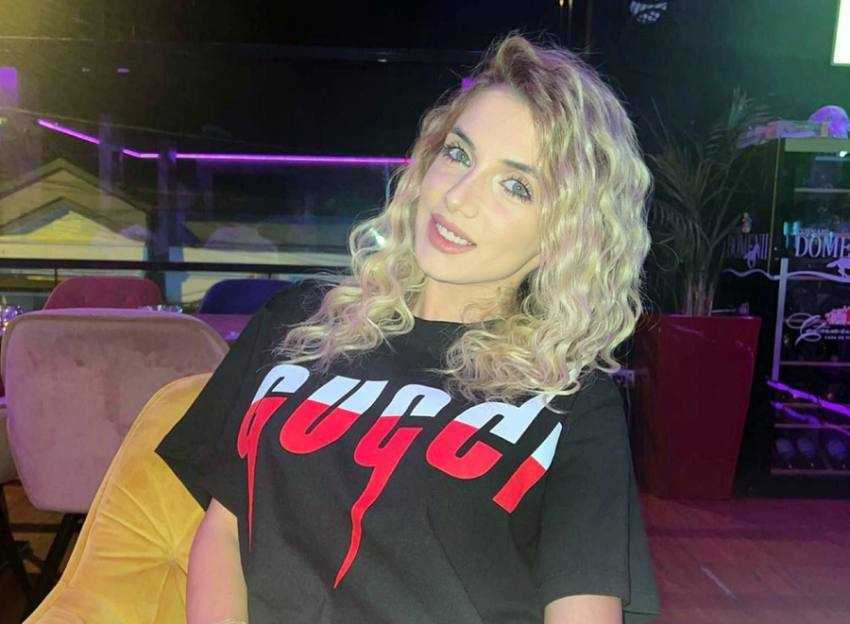 LAVINIA CAZACU Sursă foto: print