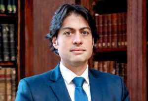 Dragoș-Andrei Nicolescu, decan Baroul Argeș „Sunt un avocat bun care dorește să devină și mai bun” 1 dragos nicolescu e1707772142710 - Dragoș-Andrei Nicolescu, decan Baroul Argeș „Sunt un avocat bun care dorește să devină și mai bun”
