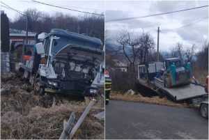 Autocamion ieșit în decor la Valea Mare Pravăț 1 page 1 - Autocamion ieșit în decor la Valea Mare Pravăț