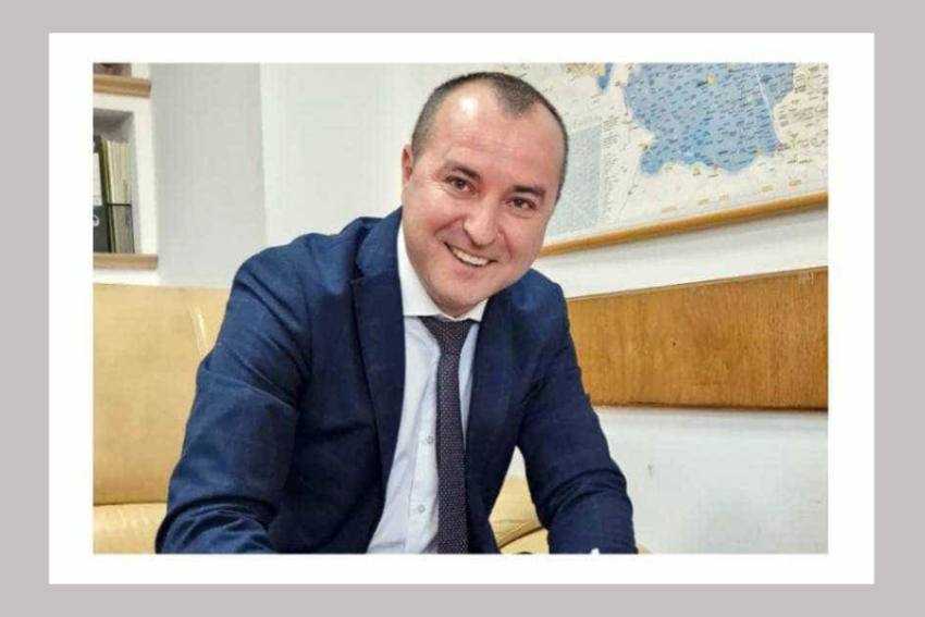 Mihai Rachieru Mihai Rachieru