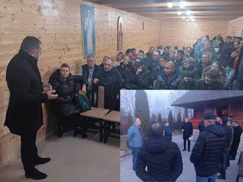 Cristian Gentea locuitori colonia ACH Sursă foto: Facebook Cristian Gentea.