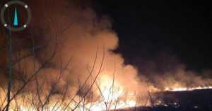 (VIDEO) Incredibil! Patru incendii de vegetație au izbucnit în Argeș: în Bradu, Rătești, Leordeni și Ștefănești. 1 incendiuuu - (VIDEO) Incredibil! Patru incendii de vegetație au izbucnit în Argeș: în Bradu, Rătești, Leordeni și Ștefănești.