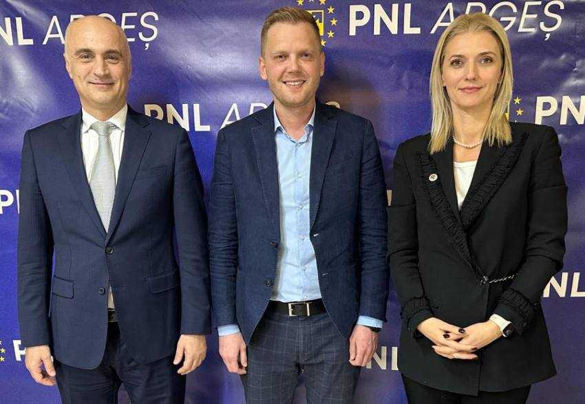 Sursă foto: PNL Argeș.