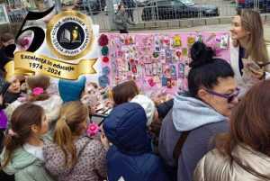 targ martisoare scoala davila pitesti