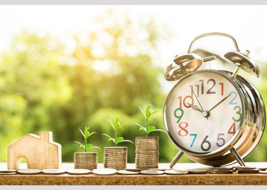 ceas casa bani Sursă foto: Facebook Ministerul Familiei, Tineretului şi Egalității de Șanse.