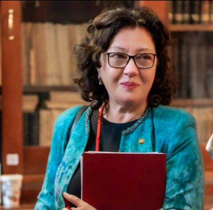 Luminița Ioana, avocat: Dorința de validare a propriilor acțiuni este, poate, vulnerabilitatea unei femei care dorește să demonstreze! 2 Luminița Ioana