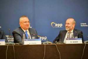 Nicolae Ciucă: ”Manifestul electoral al PPE, care cere aderarea cât mai curând posibil a României la Spațiul Schengen, a fost adoptat în unanimitate” 5 Sursă foto: Facebook Nicolae Ciucă.