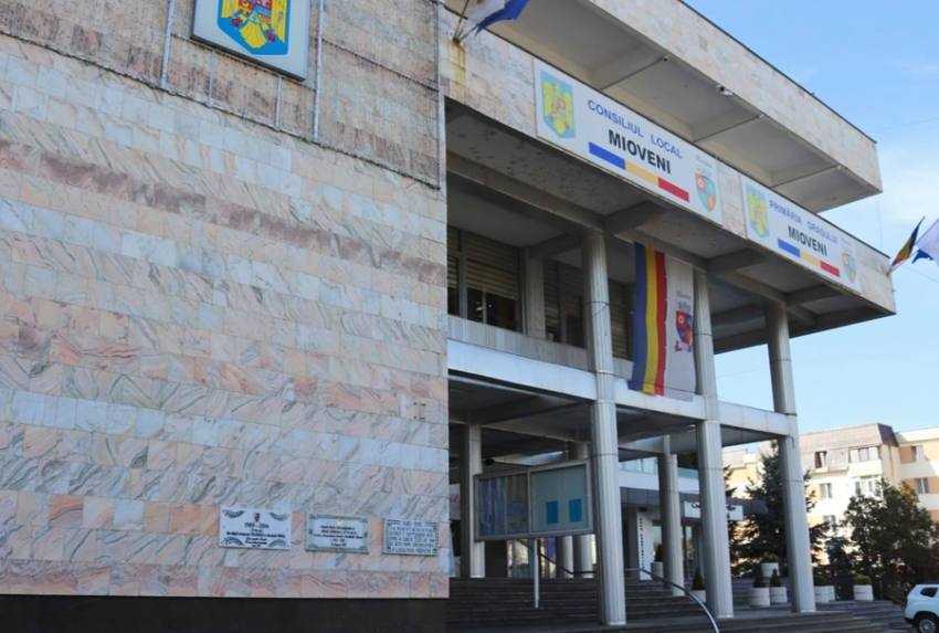 primaria mioveni1 Sursă foto: Facebook Primăria Orașului Mioveni