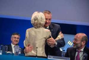 Nicolae Ciucă: Votul dat astăzi pentru Ursula von der Leyen e un vot pentru o Europă mai puternică și mai unită 2 Sursă foto: Facebook Nicolae Ciucă.