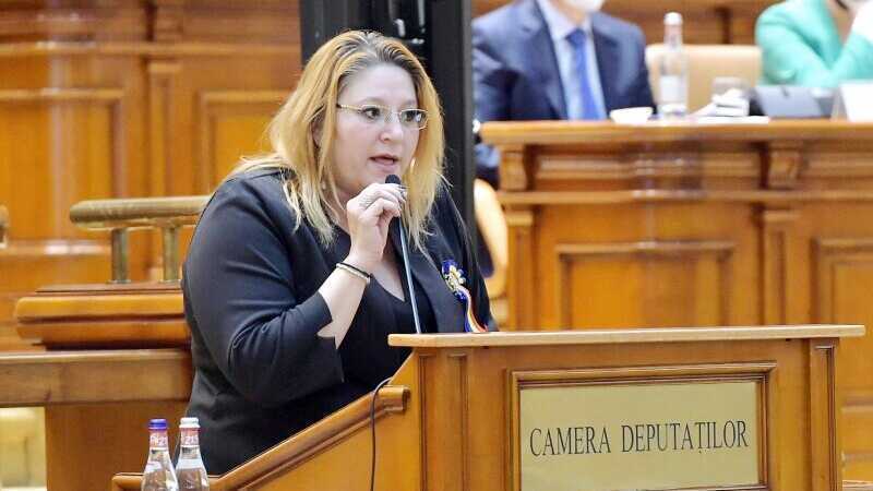 Diana Șoșoacă Diana Șoșoacă