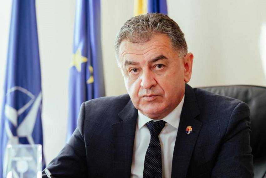 Cristian Gentea Cristian Gentea