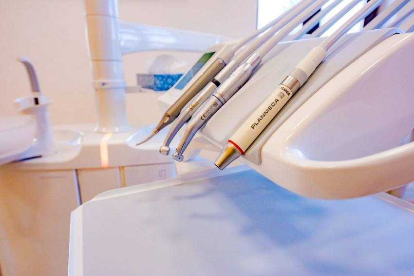 DENTONE CLINIC CÂMPULUNG. Copiilor le este recomandată o radiografie dentară completă în jurul vârstei de 5 - 6 ani 1 dentone3 - DENTONE CLINIC CÂMPULUNG. Copiilor le este recomandată o radiografie dentară completă în jurul vârstei de 5 - 6 ani