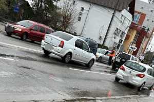 3e086d48 557e 487a af18 f08f764ba7ea - Accident cu trei mașini în Pitești