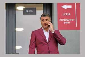 Preşedintele FC Rapid, Daniel Niculae - ridicat de mascaţi și dus la audieri 1 Daniel Niculae