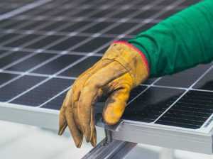 Din iunie. Unitățile de cult se pot înscrie pentru programul privind instalarea sistemelor de panouri fotovoltaice 11 Sursă foto: Facebook Ministerul Mediului.
