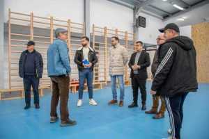 Conducerea CJ și parlamentarii îl felicită pe primarul din Priboieni! 2 receptie sala de sport Priboieni - Conducerea CJ și parlamentarii îl felicită pe primarul din Priboieni!