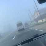 Se circulă în condiții de ceață pe mai multe artere rutiere din țară 10 ceata