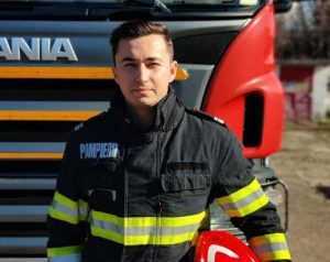 Un pompier argeșean a fost eroul victimelor din accidentul rutier de pe A1! 11 Tonghioiu Stefan pompier e1710685664509 - Un pompier argeșean a fost eroul victimelor din accidentul rutier de pe A1!