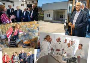 Petre Daea: Îl felicit pe Ion Mînzînă pentru investițiile record din Argeș și pentru că este alături de producătorii agricoli! 1 petre daea la stoenesti cu minzina - Petre Daea: Îl felicit pe Ion Mînzînă pentru investițiile record din Argeș și pentru că este alături de producătorii agricoli!