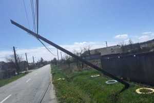 5543da55 61f8 4e10 b922 4145ed49f369 - Vântul puternic face ravagii în Argeș