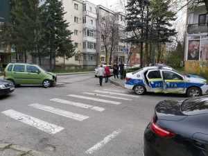 Mașină de poliție implicată într-un accident în Pitești 1 df5e3b37 a476 46c4 9d08 1605b573c294 - Mașină de poliție implicată într-un accident în Pitești