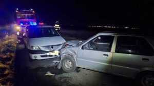 Accident rutier în Bradu! Două victime sunt monitorizate de medici! 21 accident 1 - Accident rutier în Bradu! Două victime sunt monitorizate de medici!
