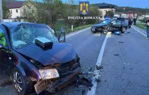 Impact violent între două mașini pe DN 67! O fetiță de cinci ani a murit 1 accident vl 8 apr - Impact violent între două mașini pe DN 67! O fetiță de cinci ani a murit
