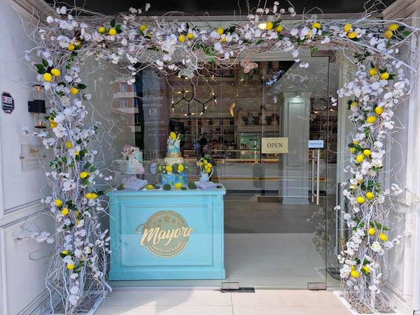 Cea de-a treia locație „Mayore Chocolate & Cake" se deschide pe 25 aprilie în incinta Argeș Mall 4 cofetaria Mayore