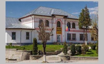 Muzeul Municipal Curtea de Argeș
