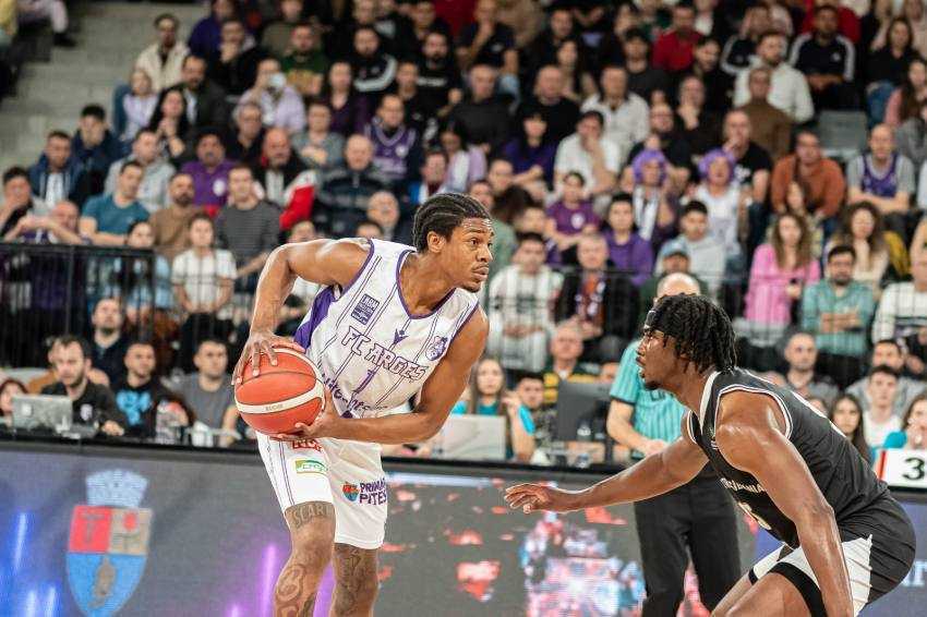 FC Argeș Basketball luptă pentru semifinalele Ligii Naționale la Pitești 3 FC Argeș baschet
