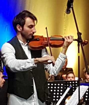 Un nou concert simfonic JOI la Filarmonica Pitești. În program Mendelssohn și Beethoven 2 Aron Cavassi - Un nou concert simfonic JOI la Filarmonica Pitești. În program Mendelssohn și Beethoven