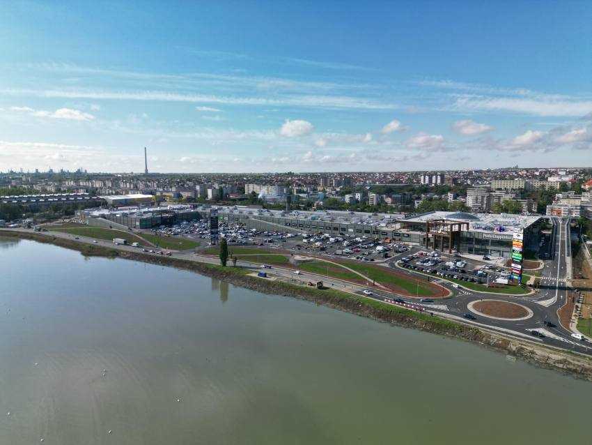 (VIDEO) Așteptarea a luat sfârșit! S-a deschis Argeș Mall! 5 Arges Mall