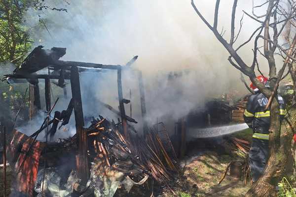 93fe2737-a1c7-4753-9c12-3dabc8efdf84