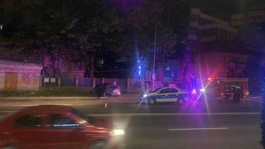 Accident în Pitești! Un șofer a pierdut controlul volanului! 2 accident Pitești