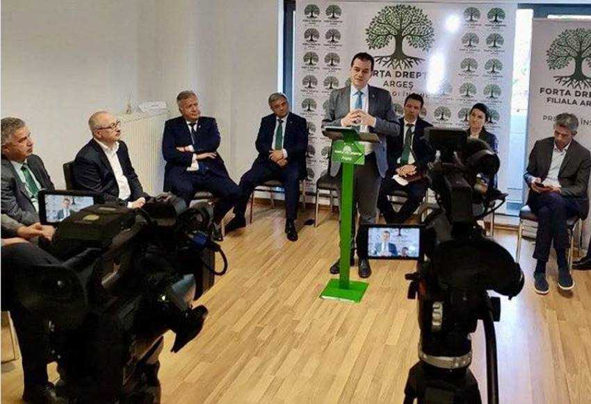 adrian miutescu mass media Sursă foto: Facebook Adrian Miuțescu.