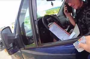 eac5fd2d 5961 4b88 8113 a1c1b5e5b675 - ”M-a luat poliția.... cu sarmalele tale!”- Ce a pățit un șofer român prins vorbind la telefon pe Autostrada A1